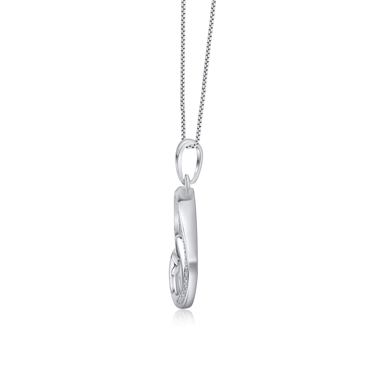 Circle Heart Pendant Necklace in 10k Gold