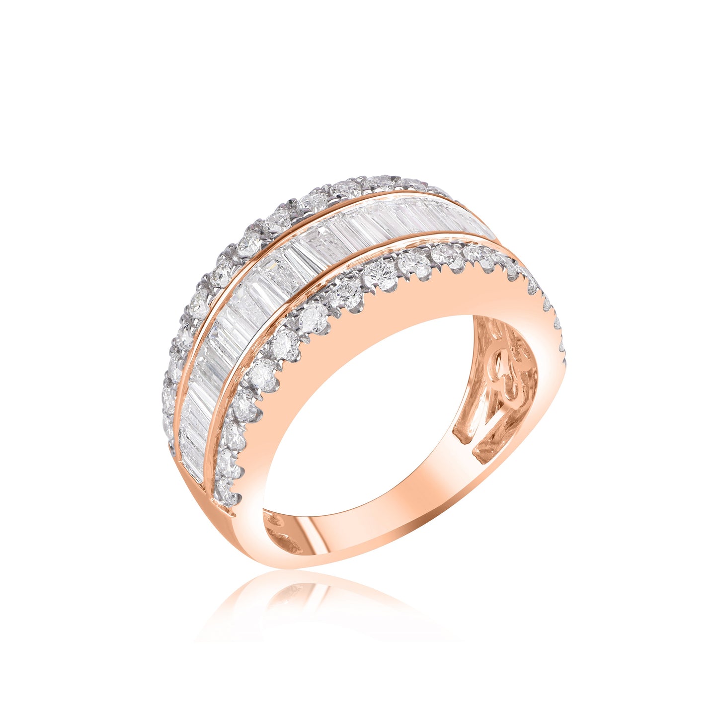 Baguette and Round Diamond Wedding Band Ring in 18K Gold
