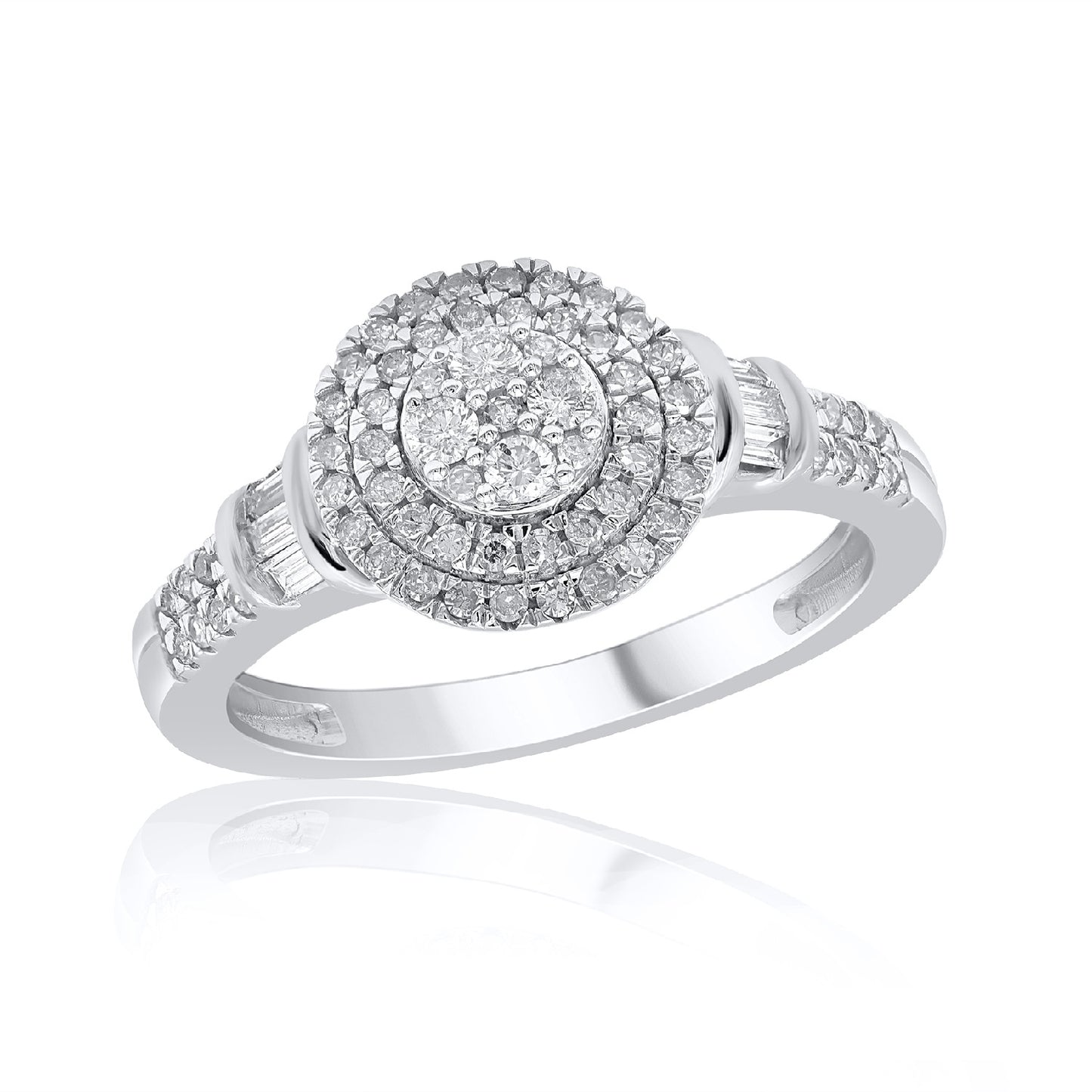 Cluster Halo Ring in 10KT Gold