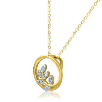 Leaf Vine Circle Pendant Necklace in 10K Gold