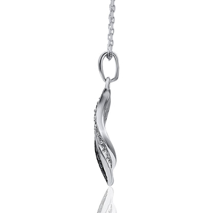 Leaf Pendant Necklace in 925 Sterling Silver